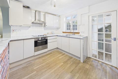 undefined, Weymouth Street, Hemel Hempstead, HP3