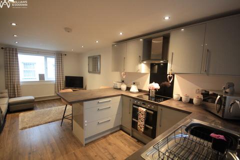 undefined, Stryd Ganol, Bethel, Gwynedd, LL55