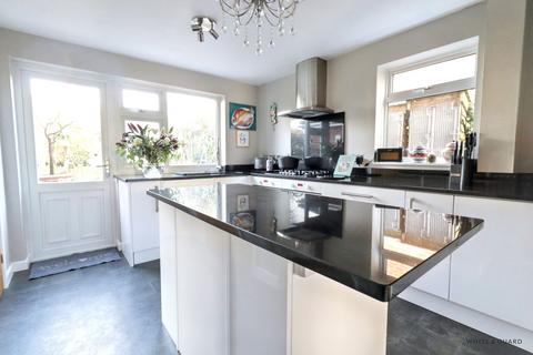 4 bedroom detached house for sale, Piping Green, Winchester SO21