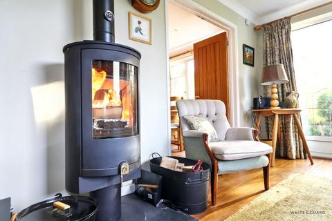 4 bedroom detached house for sale, Piping Green, Winchester SO21
