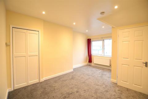 1 bedroom maisonette to rent, Lancaster Avenue, Slough, Slough