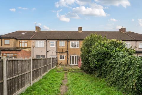 3 bedroom terraced house for sale, Fourth Avenue, Romford