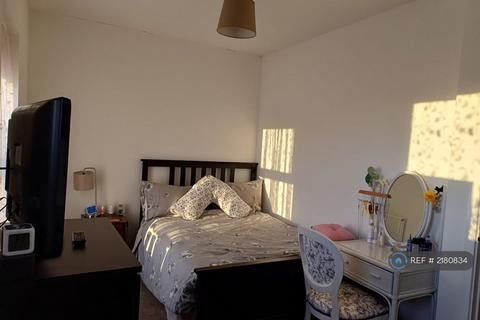 1 bedroom in a house share to rent, Arbus Crescent, Harrow, HA2