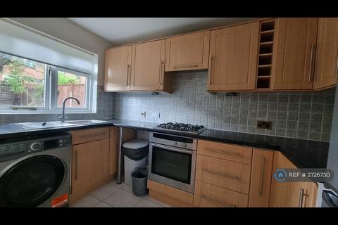 undefined, Gables Close, London, SE12