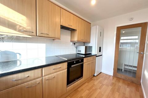 1 bedroom flat to rent, Laurel Road, Heaton Moor, Greater Manchester, SK4