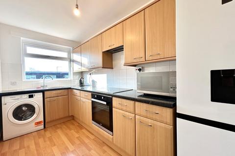 1 bedroom flat to rent, Laurel Road, Heaton Moor, Greater Manchester, SK4