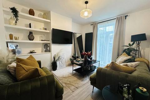 2 bedroom terraced house for sale, Capstone Road, Bromley, BR1