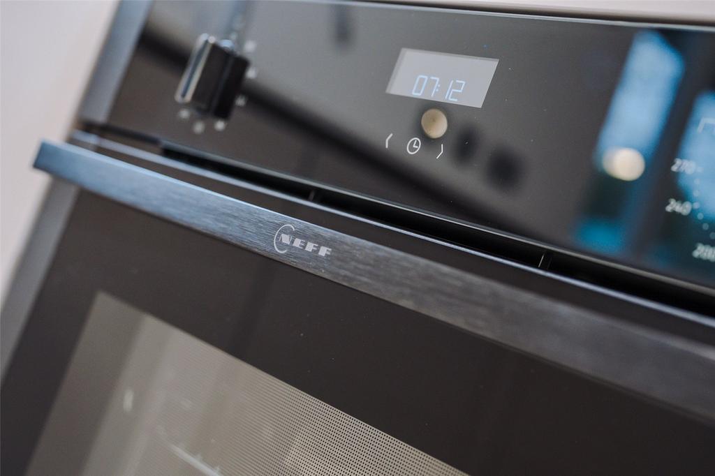Neff Oven