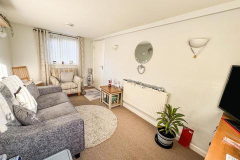 4 bedroom semi-detached house for sale, Bede Close, Corby NN18