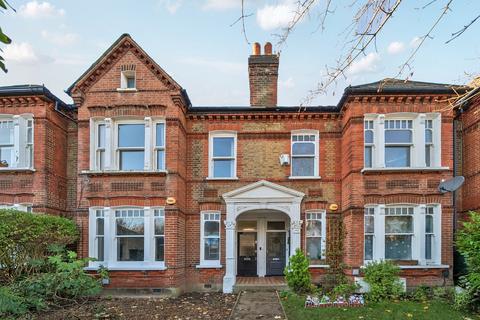 3 bedroom maisonette for sale, Croxted Road, London, SE21