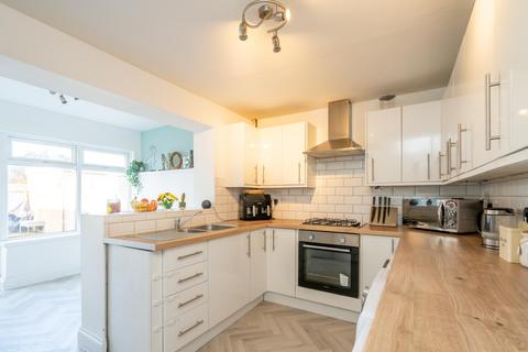 2 bedroom terraced house for sale, Woodlands Road, North Meads, Bognor Regis
