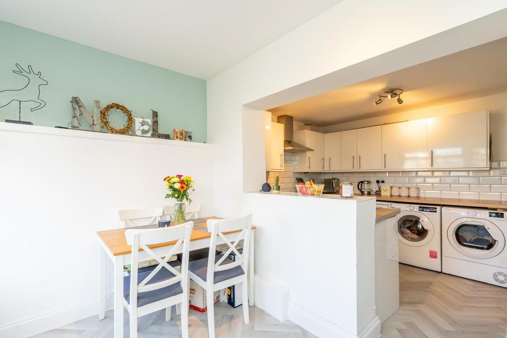 Dining Room to Kitchen.jpg