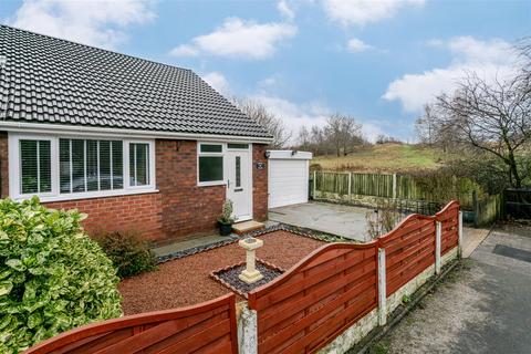 2 bedroom semi-detached bungalow for sale, Johnson Close, Leigh