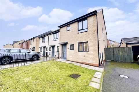 3 bedroom semi-detached house for sale, Kirkstall Road, Barnsley, S71 1RU