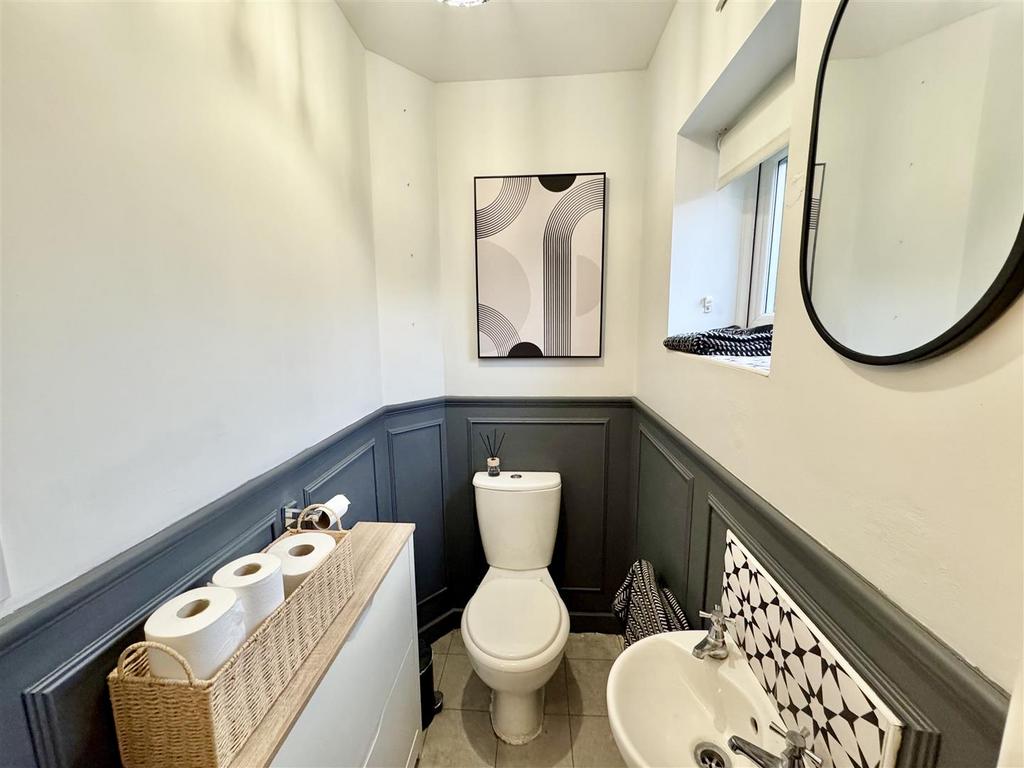 Ground floor wc