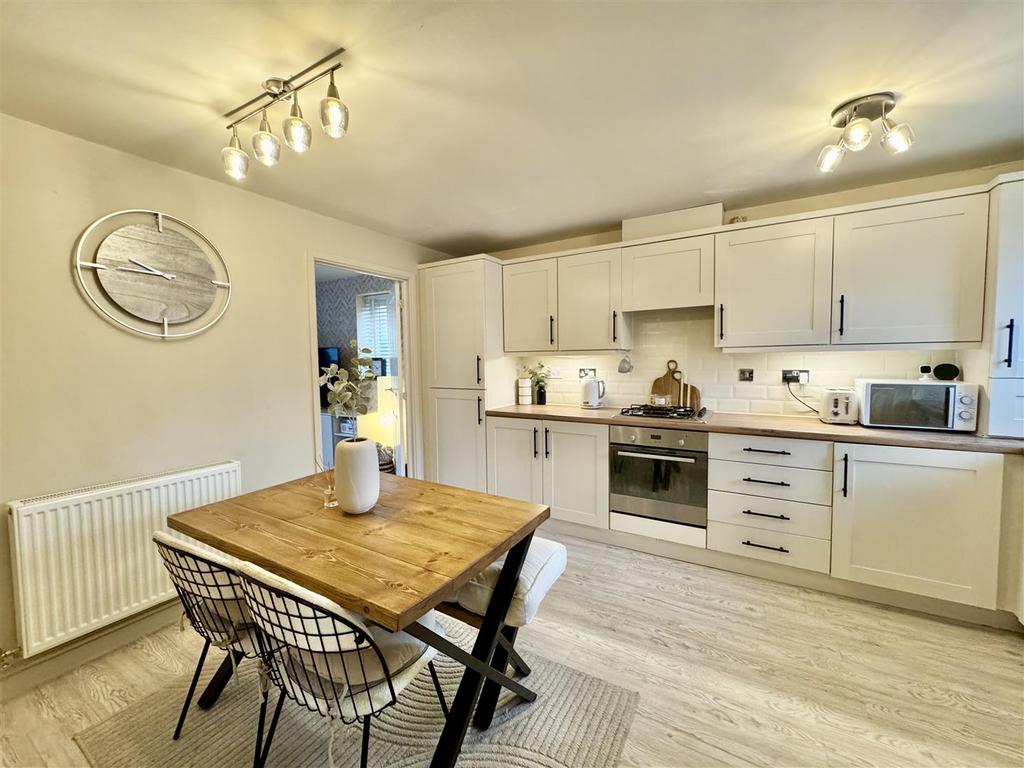 Kitchen diner