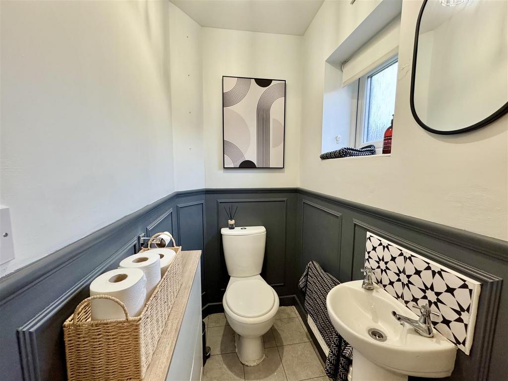 Ground floor wc