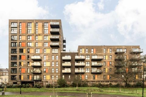 undefined, Stainsby Road, London E14