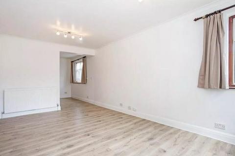 undefined, Decoy Avenue,  Temple Fortune,  NW11