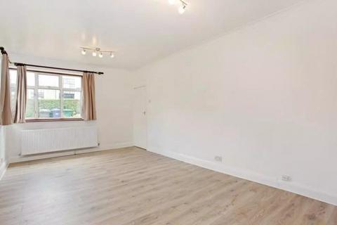 undefined, Decoy Avenue,  Temple Fortune,  NW11