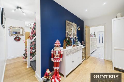 6 bedroom detached house for sale, Airy Hill, Filey