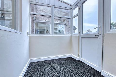 2 bedroom semi-detached house for sale, Williamthorpe Road, Chesterfield S42