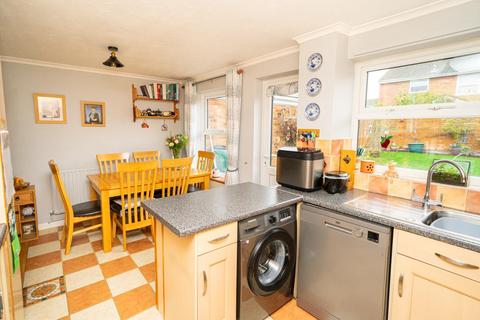 3 bedroom semi-detached house for sale, Jupiter Drive, Leighton Buzzard