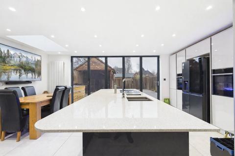 undefined, Crescent Road, Tilehurst, Reading, Berkshire, RG31