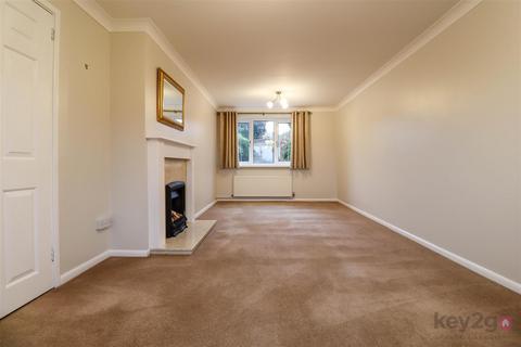 2 bedroom semi-detached house to rent, Elmwood Drive, Mosborough, S20