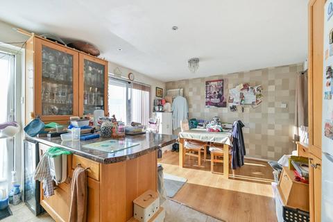 3 bedroom end of terrace house for sale, Bennetts Close, Cippenham Green, Slough, SL1