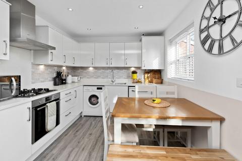 3 bedroom detached house for sale, Commander Drive, Paddington, WA1