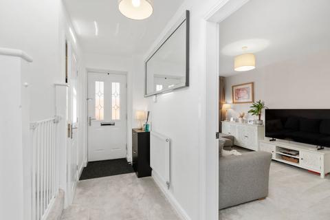 3 bedroom detached house for sale, Commander Drive, Paddington, WA1