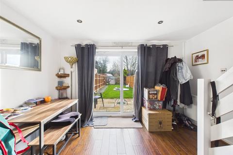undefined, Armscroft Court, Gloucester, Gloucestershire, GL2