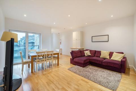 3 bedroom flat for sale, Knights Hill, London SE27