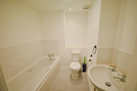 2 bedroom apartment to rent, Spinner Croft, Derbyshire S40