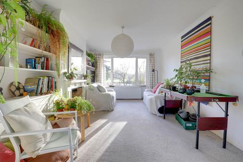 3 bedroom maisonette for sale, Mill Green, Caversham