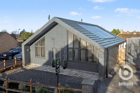 3 bedroom detached bungalow for sale, Oxborough Drive, South Wootton