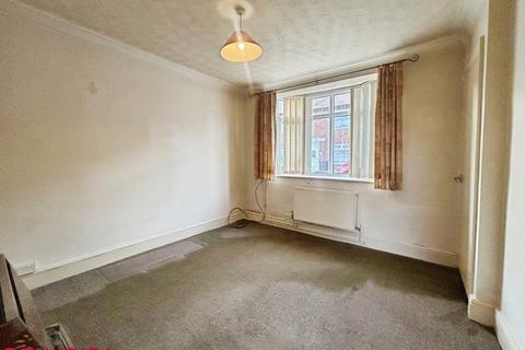 2 bedroom terraced house for sale, Kings Road, Oakham LE15
