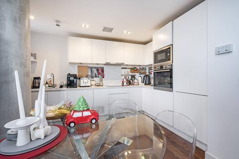 2 bedroom flat for sale, Cadmium Square, Bethnal Green, London, E2