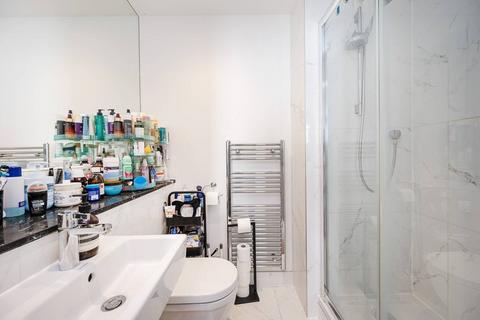 2 bedroom flat for sale, Cadmium Square, Bethnal Green, London, E2