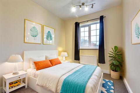 3 bedroom semi-detached house for sale, Leafe Close, Chilwell