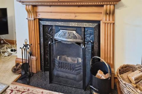 2 bedroom semi-detached house for sale, Ewehurst Crescent, Stanley DH9