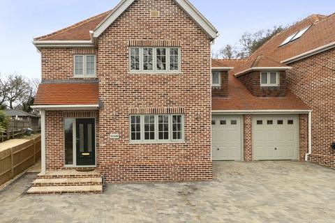 4 bedroom semi-detached house for sale, Cross In Hand, East Sussex, TN21