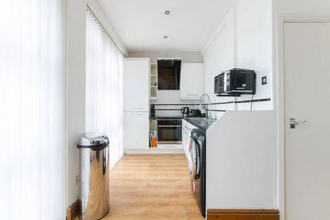 undefined, Quay View Apartments, Tower Hamlets, London, E14