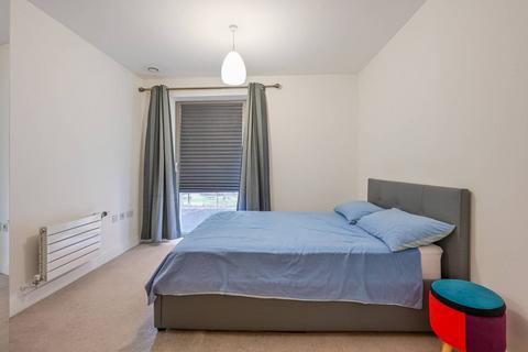 1 bedroom flat for sale, Rathbone Market, Canning Town, London, E16