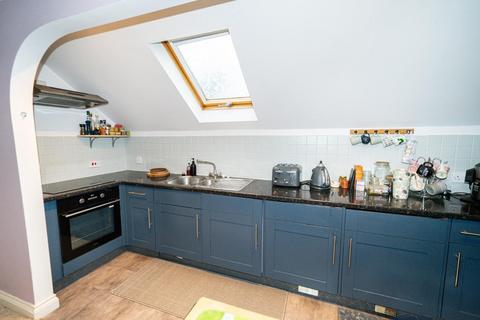 2 bedroom flat for sale, Brooklands House, Leighton Road, Leighton Buzzard