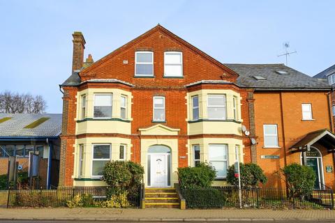 2 bedroom flat for sale, Brooklands House, Leighton Road, Leighton Buzzard