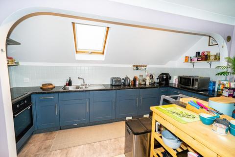 2 bedroom flat for sale, Brooklands House, Leighton Road, Leighton Buzzard