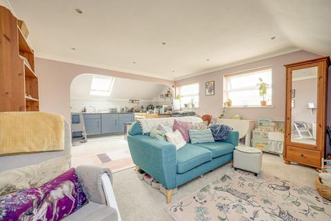 Brooklands House, Leighton Road, Leighton Buzzard