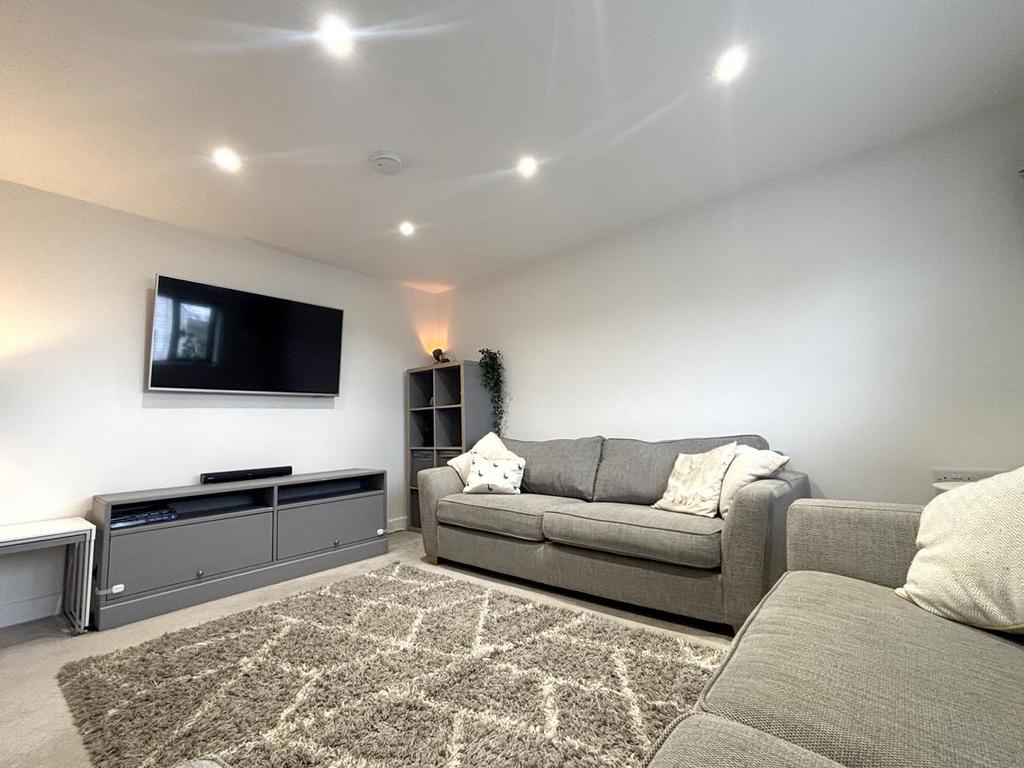 Image00002.jpg